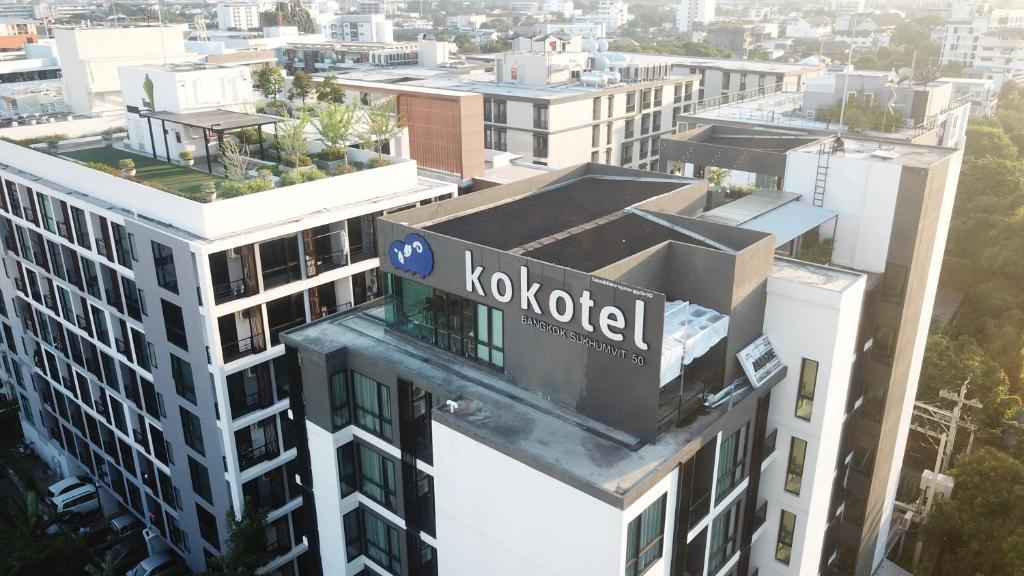 Kokotel Bangkok Sukhumvit 50 – photo 1