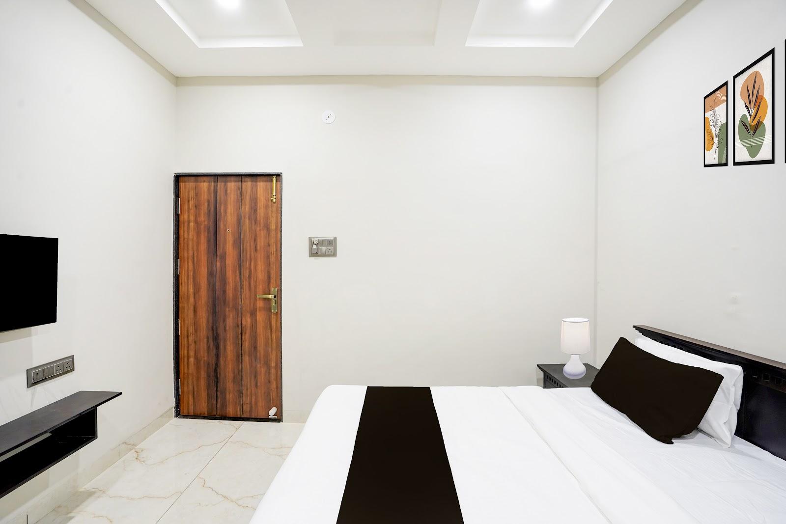 Super Townhouse Rajendra Nagar Main Road – photo 2