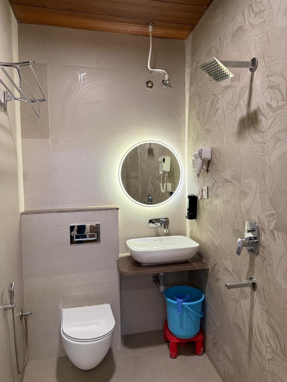Hotel Bhatiya Inn & Avlokan Ka Swaad – photo 3