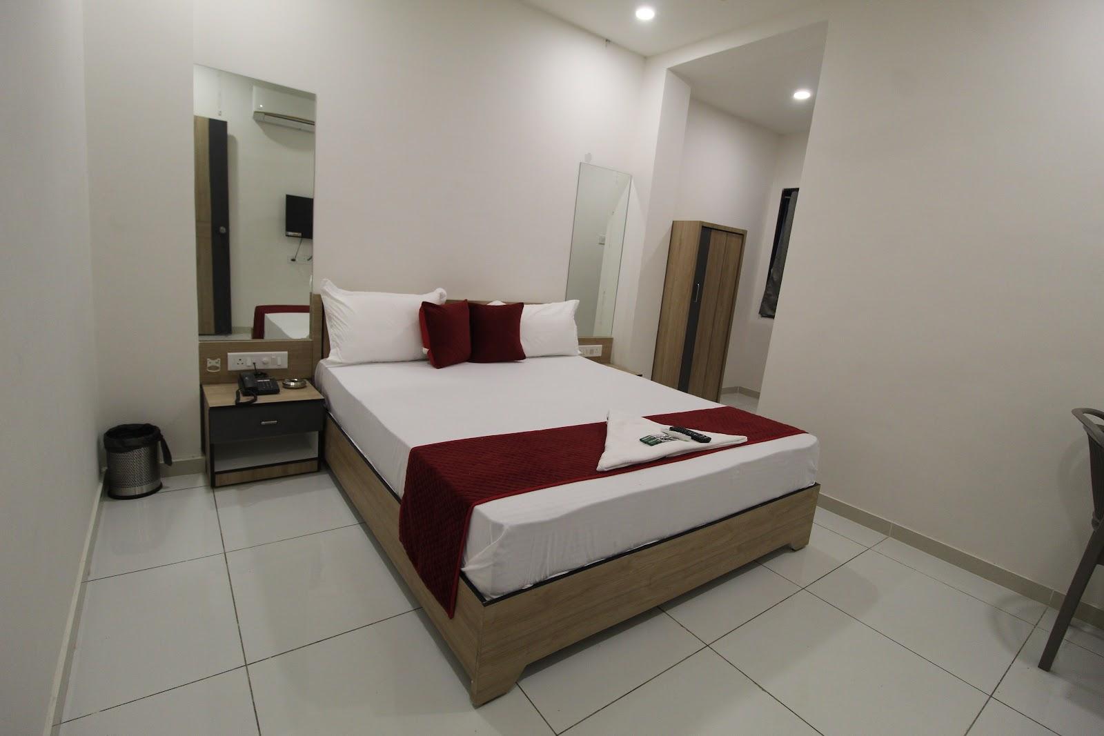 Hotel Near Me – photo 3