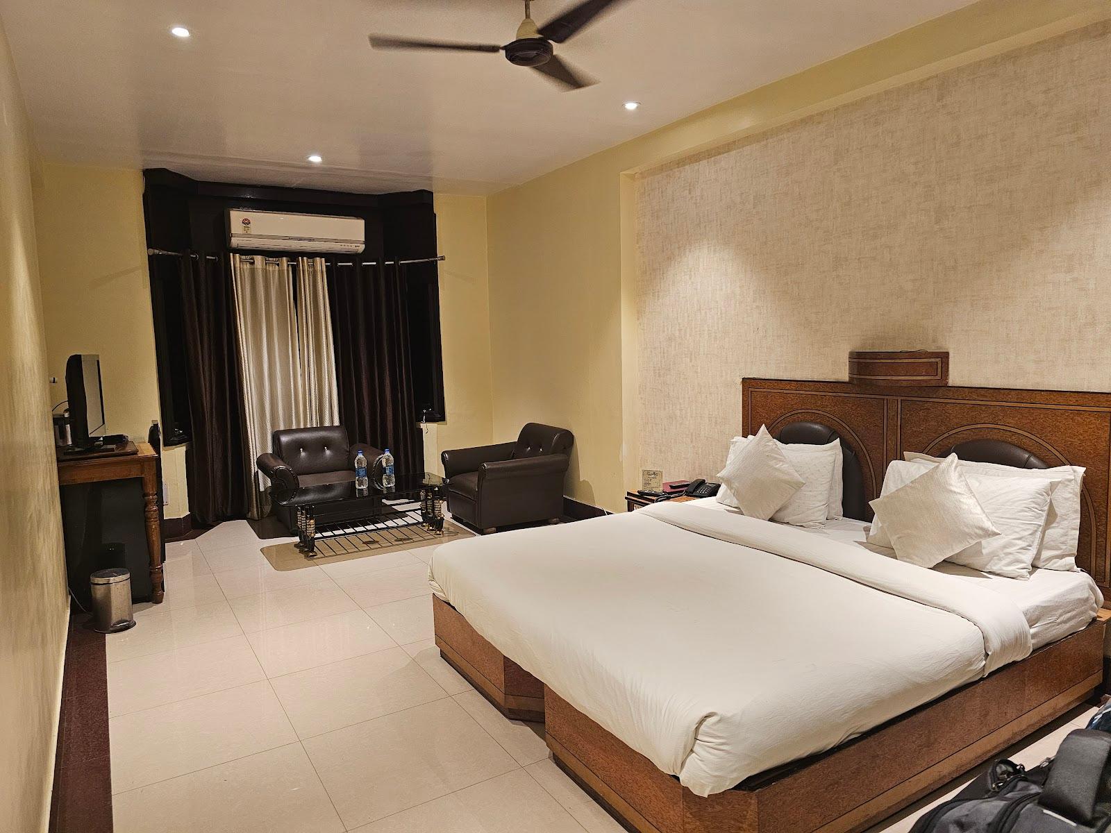 Hotel Rishi Regency – photo 3