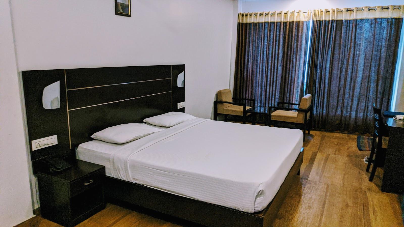 Jays Inn – photo 3