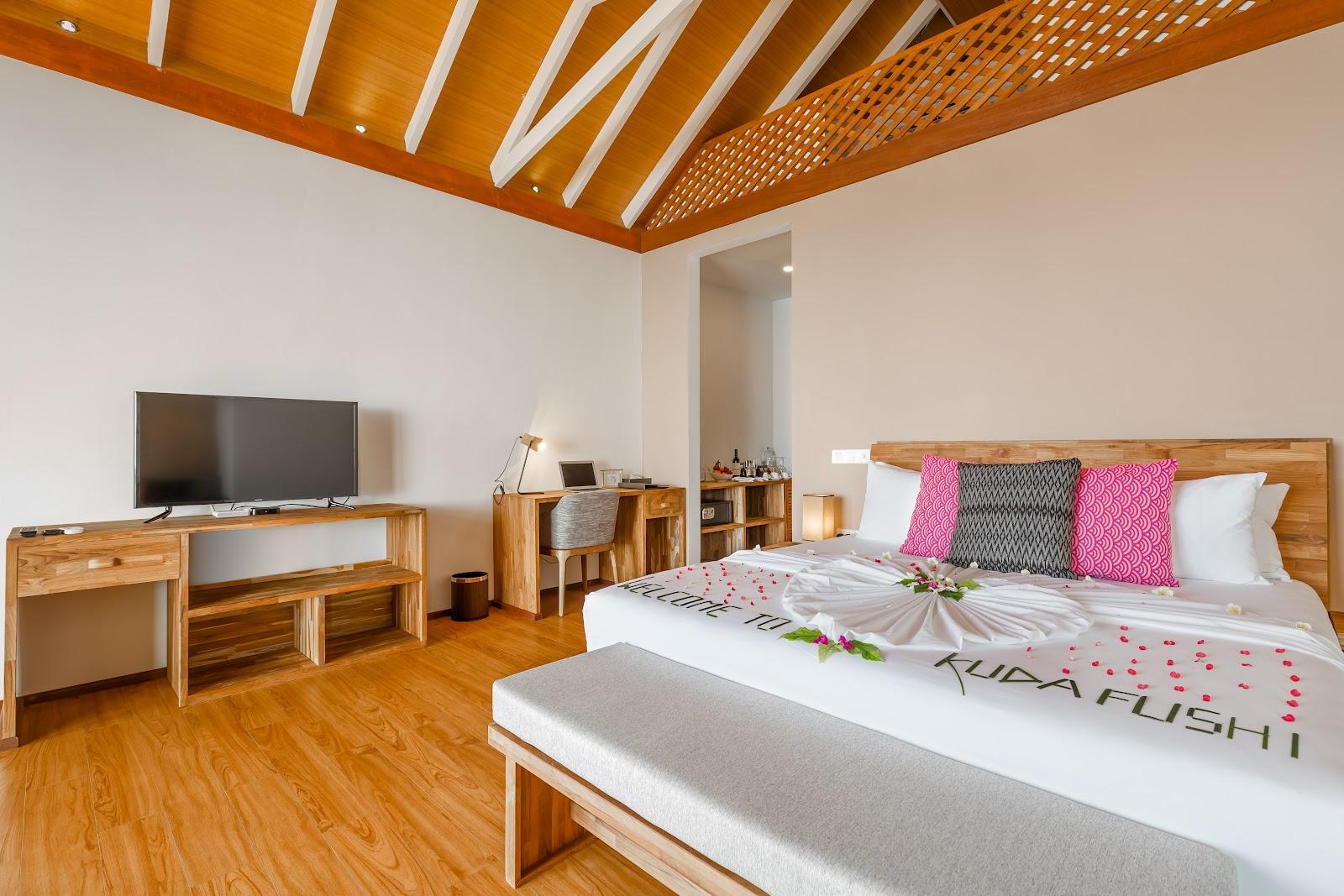Kudafushi Resort & Spa – photo 3