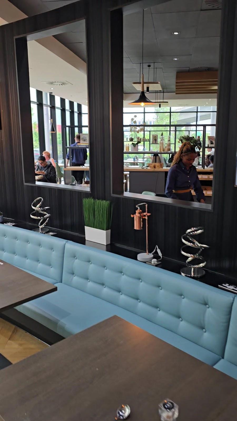 Novotel Edinburgh Park – photo 2