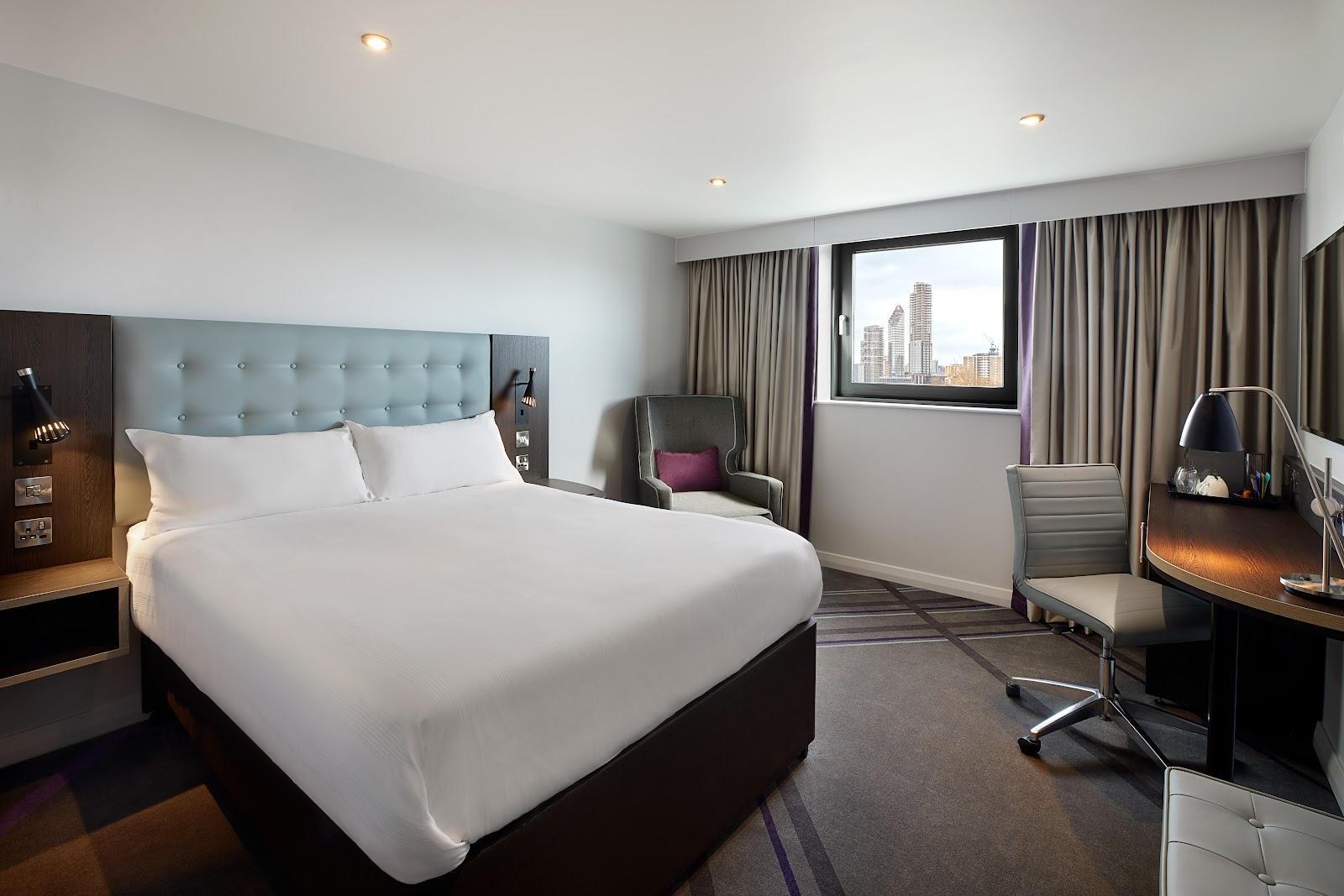 Premier Inn Belfast City Centre (Alfred Street) hotel – photo 3