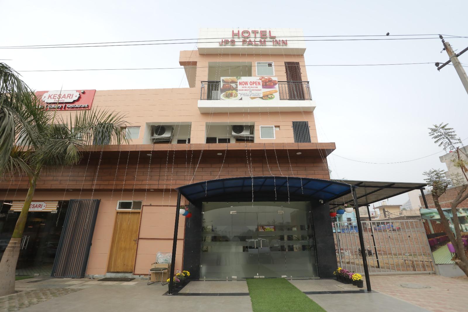 JPS Palm Inn – photo 1