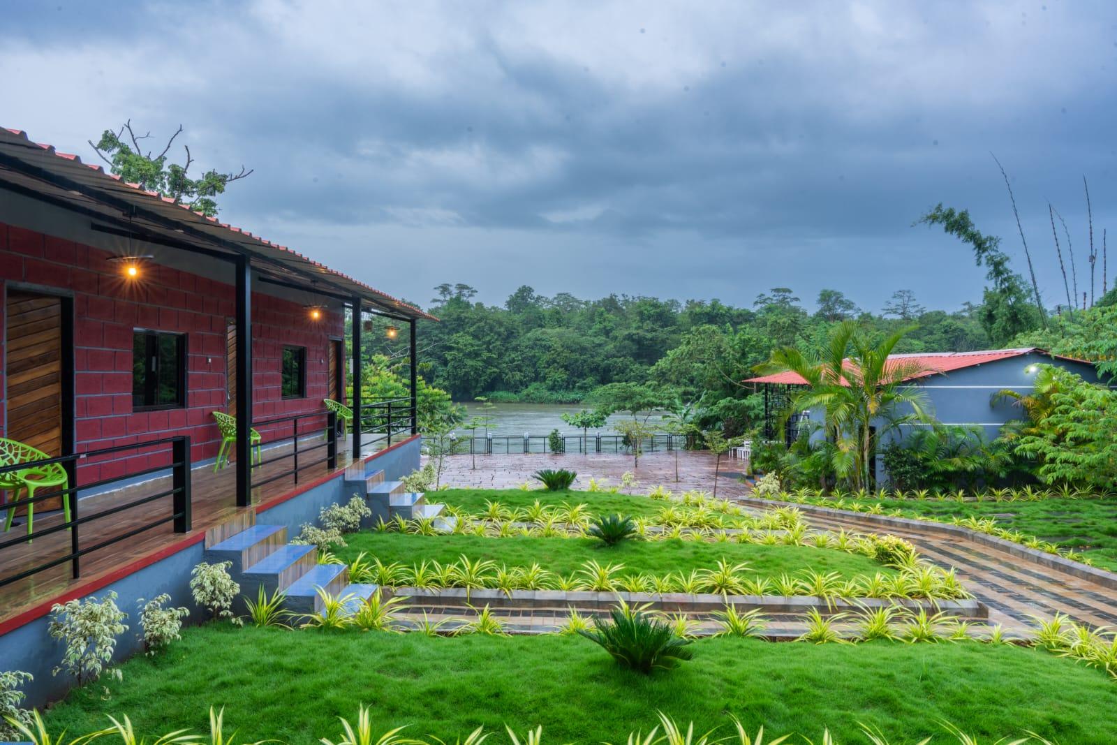 Dandeli luxury River Resort