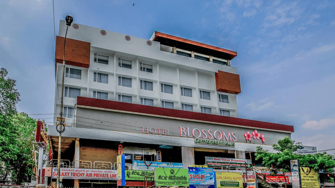 Hotel Blossoms – photo 1