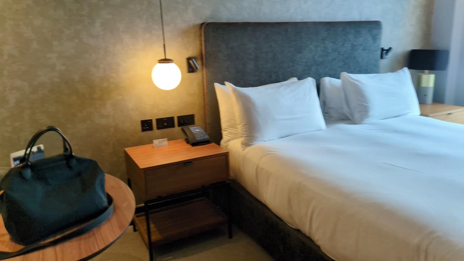 Hilton Woking – photo 2