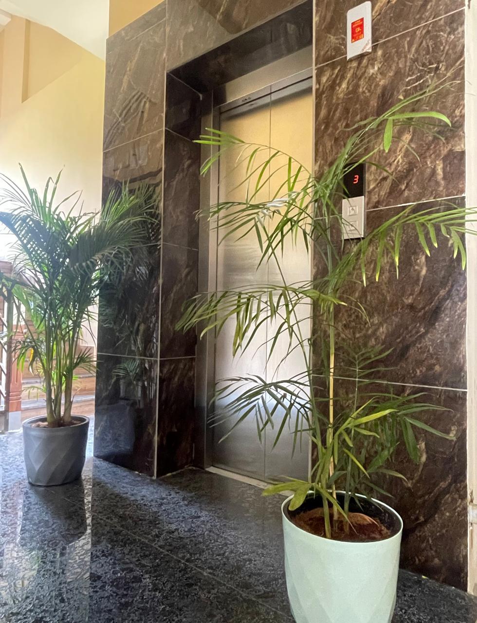Moonic Days Hotel