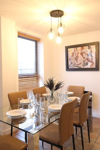 Base Serviced Apartments - Sir Thomas Street – photo 3