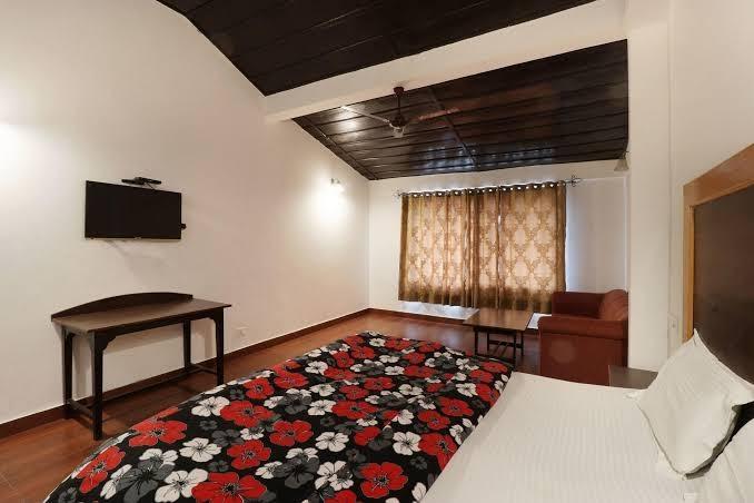 Hotel Himalayan Club – photo 4
