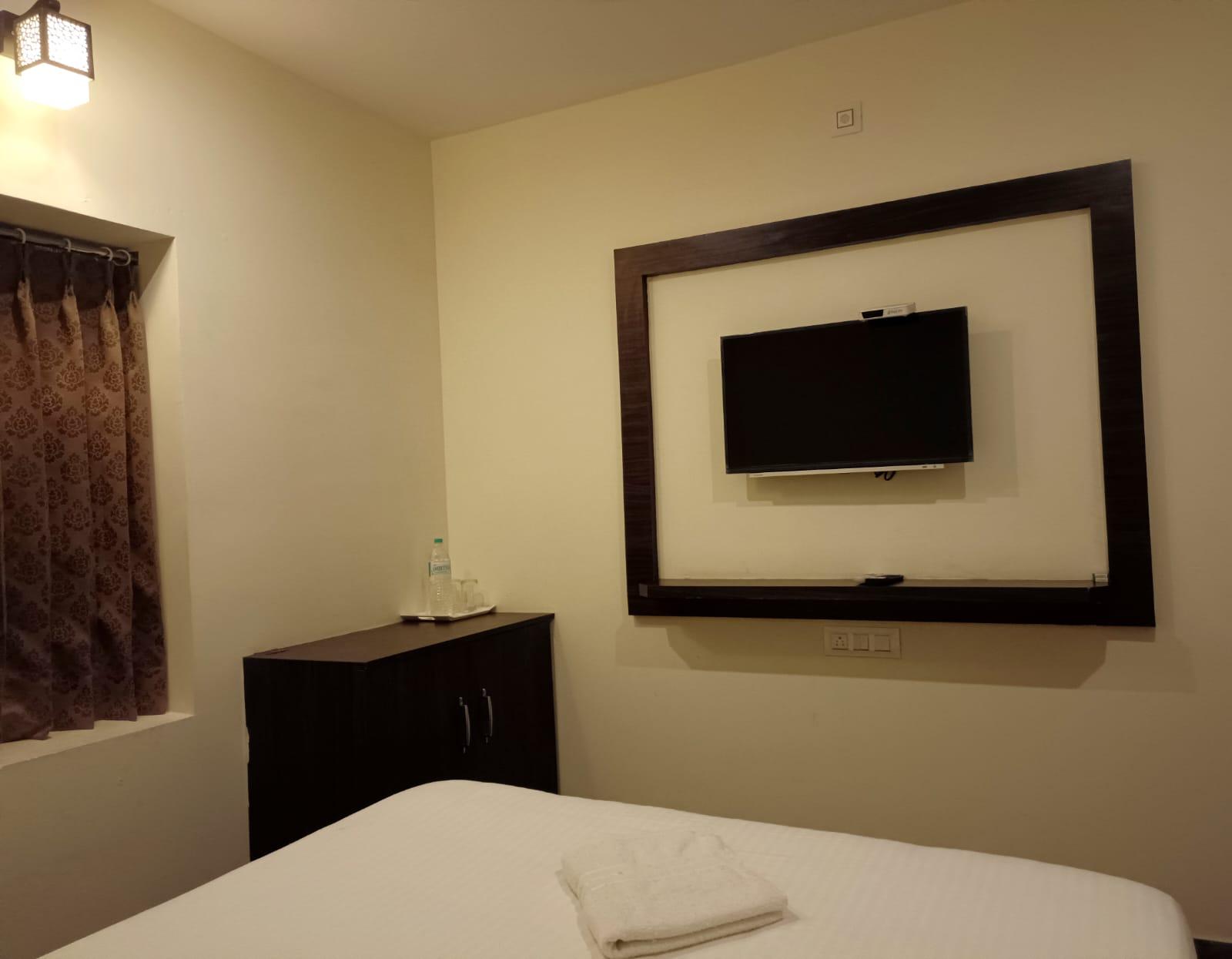 Hotel R Inn Yercaud – photo 4