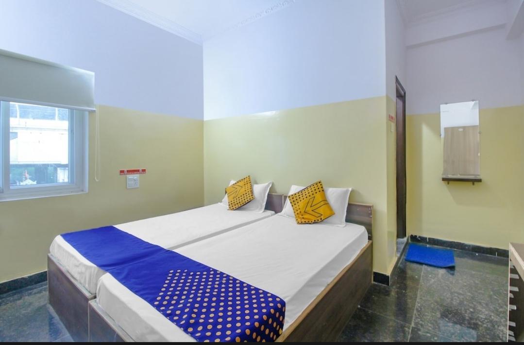 OYO MOHIT GOKUL LODGE NEW LUXURY ROOM'S OPPOSITE TO SECUNDERABAD RAILWAY STATION – photo 2