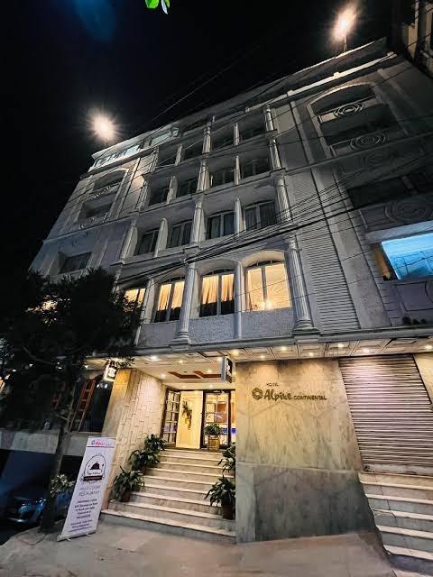 Hotel Alpine Continental, Shillong – photo 4