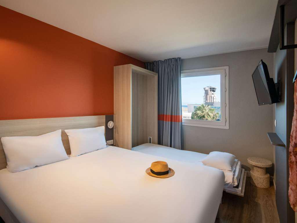 ibis budget Nice Aéroport Promenade des Anglais – photo 3