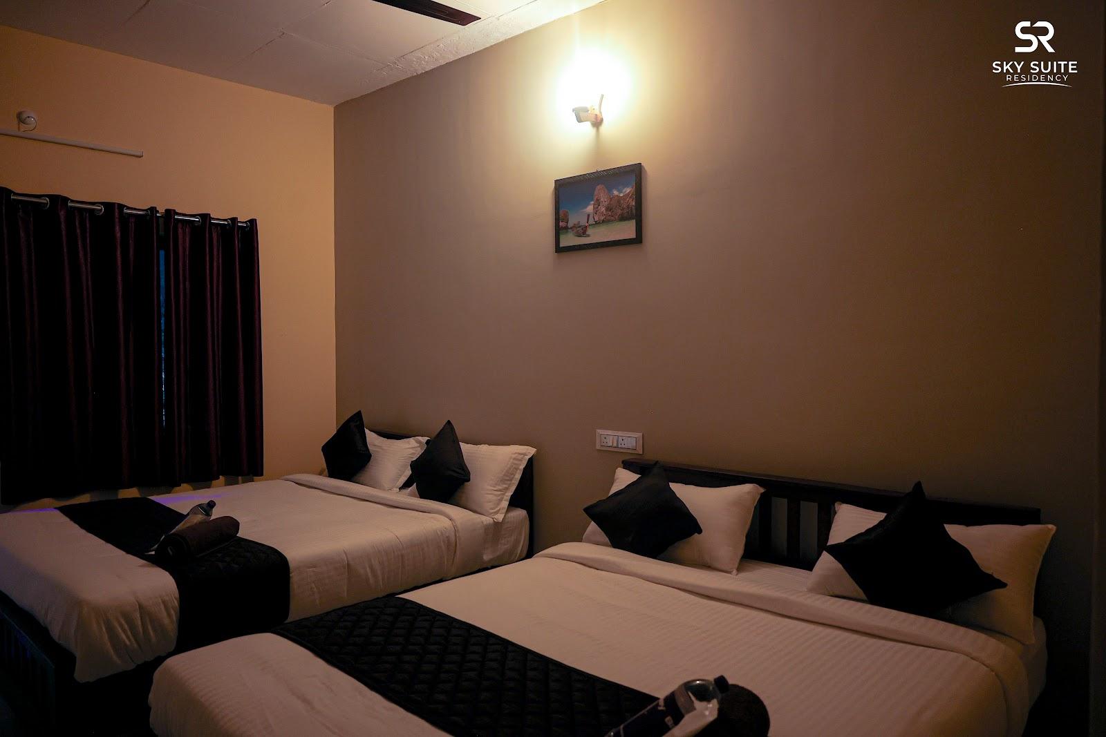 Sky Suite Residency with swimming pool
