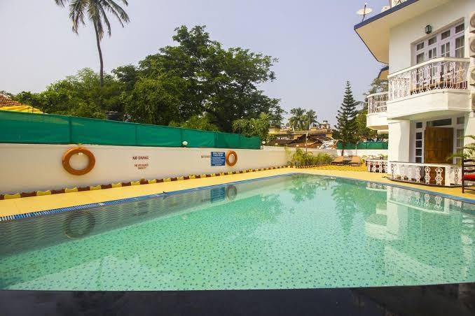 Sunset Beach Resort, Candolim, Goa – photo 1