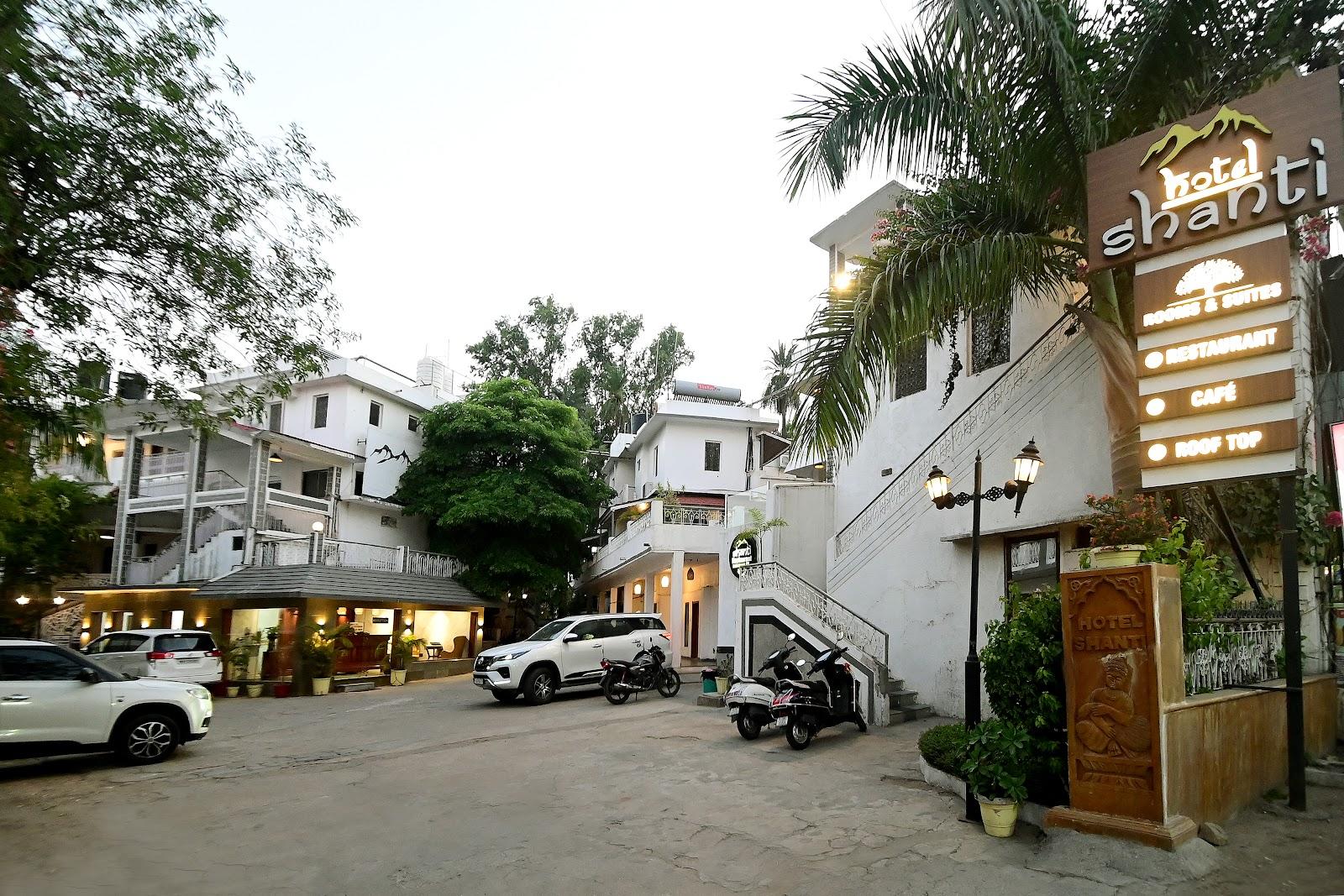 Hotel Shanti Mount Abu – photo 4