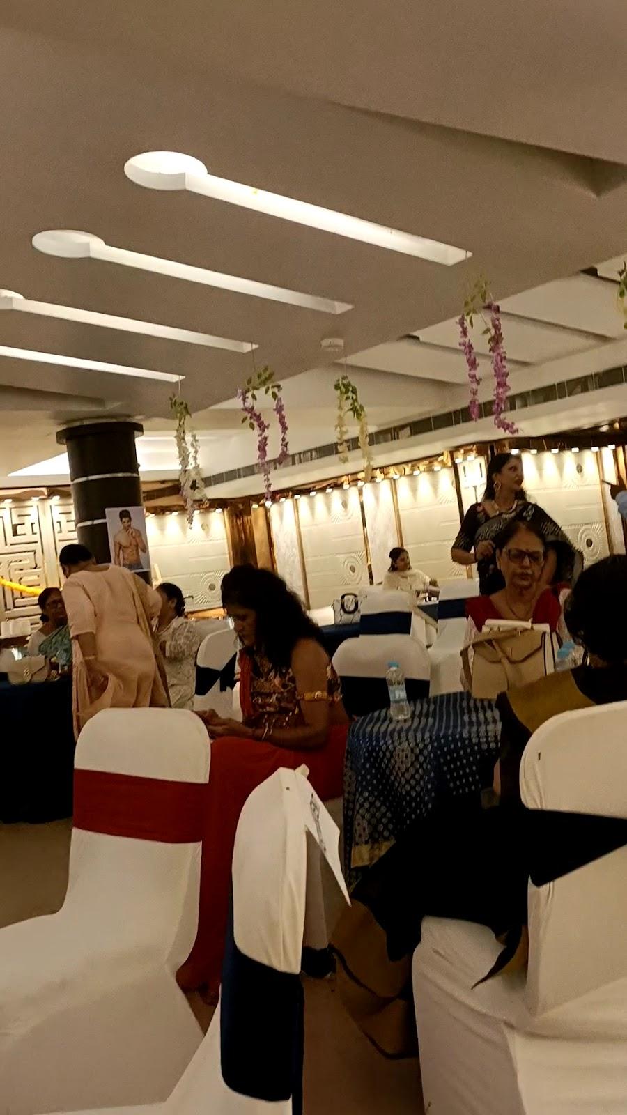 Hotel Myriad , Vidhan Sabha Marg – photo 2