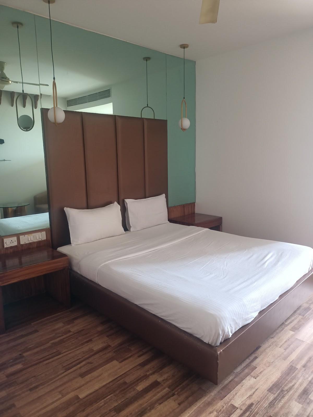 Hotel Purple Inn – photo 4