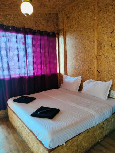 Sanjuktha's Wood house – photo 3