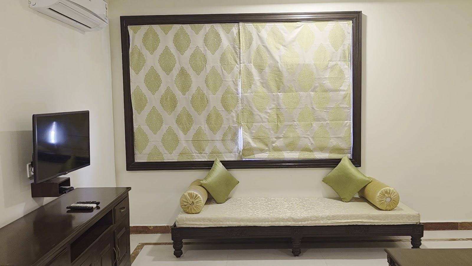 Shri Vallabh Vilas Lords Plaza – photo 3