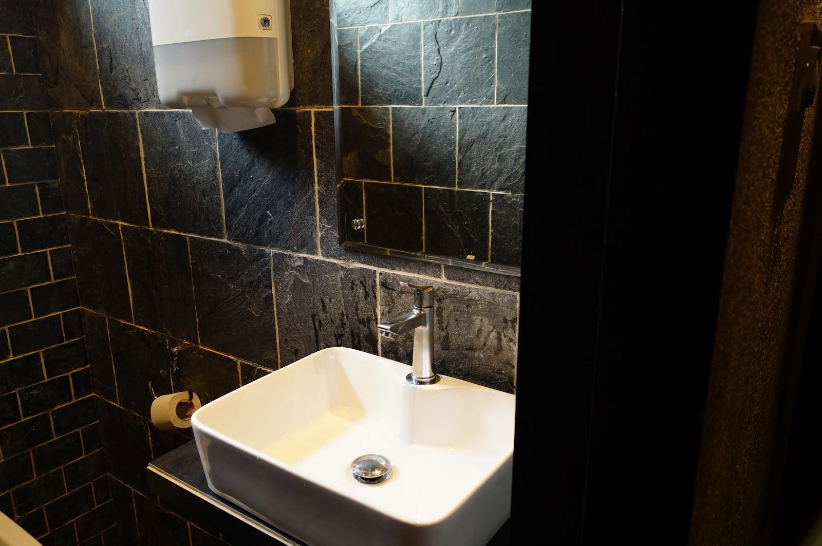 Hotel Kumkum – photo 4