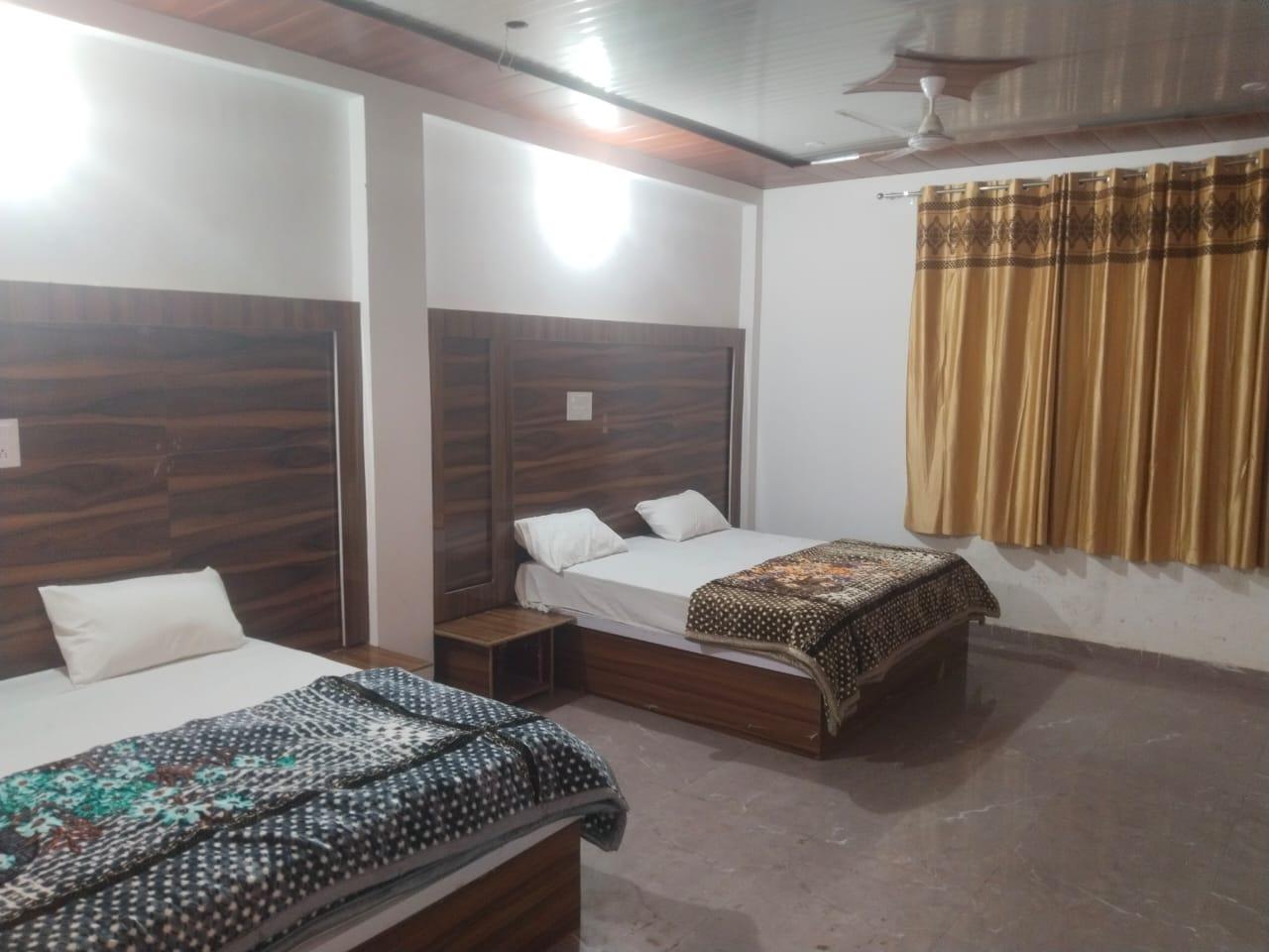 Hotel sharda palace – photo 1