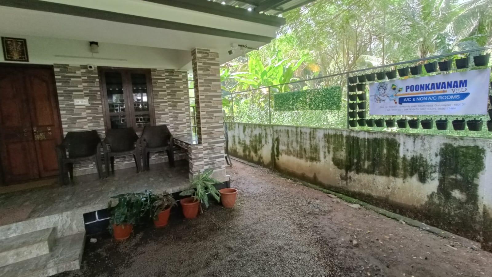 POONKAVANAM GUEST HOUSE