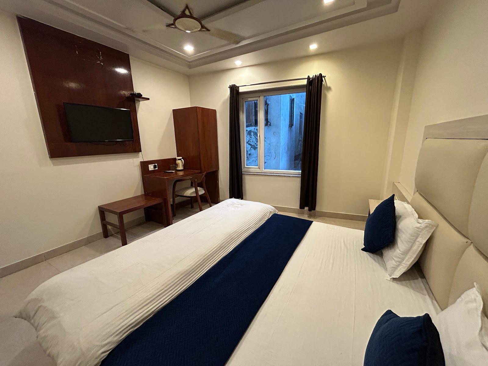 Hotel Sapphire – photo 4