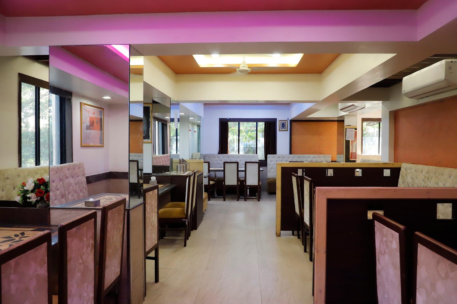 BangTan Lounge Global Eatery & Restro Bar In Mira Road – photo 4