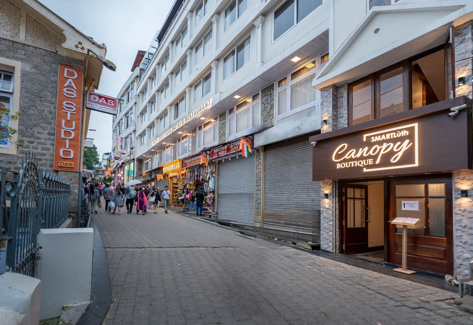 Canopy Boutique by SMARTLuth – photo 1