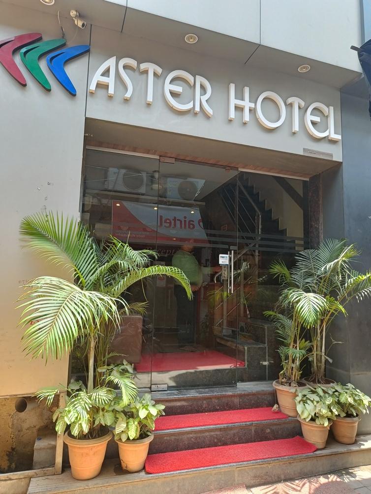 Aster Hotel – photo 1