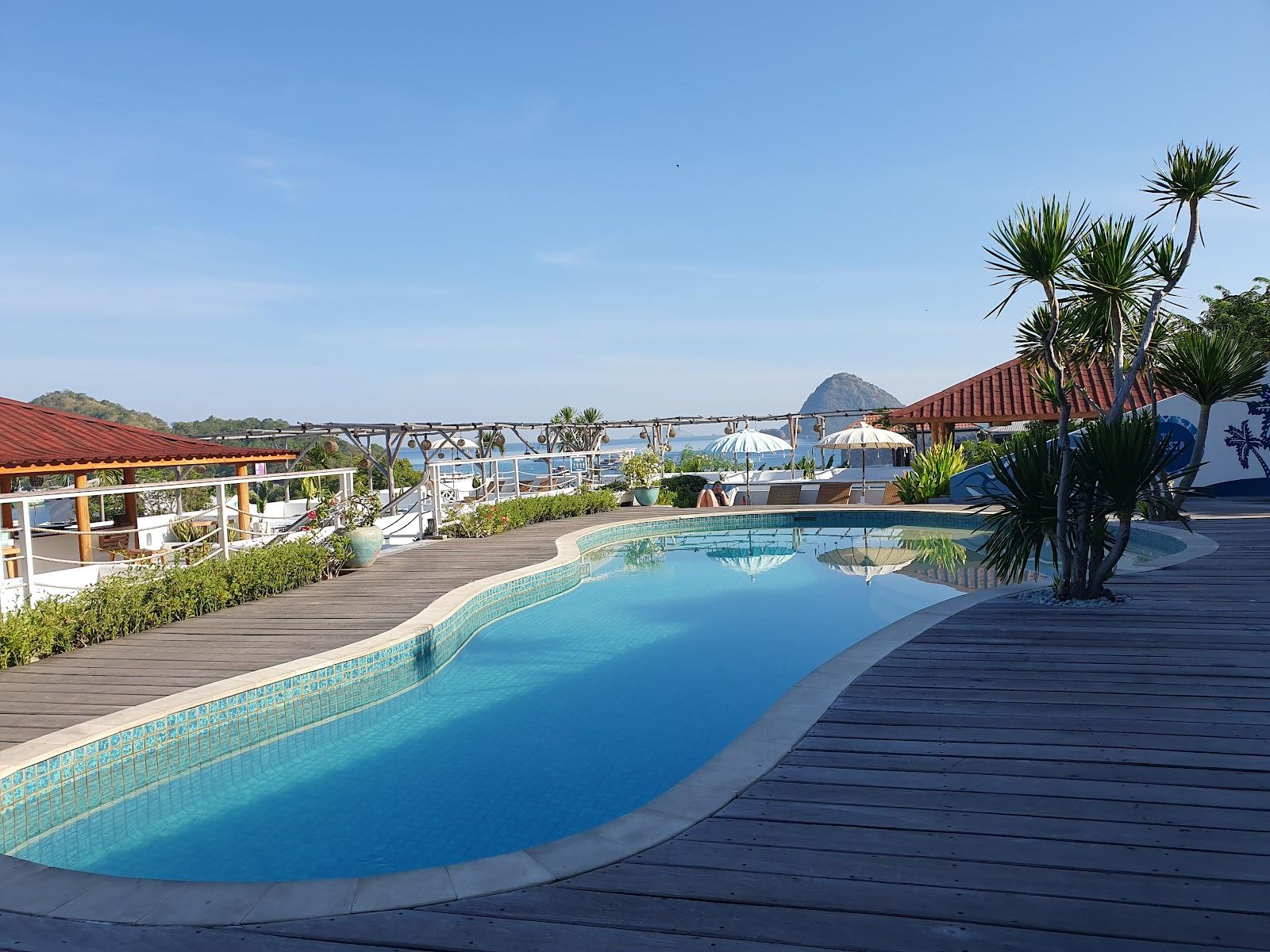 Seaesta Komodo Hostel & Hotel