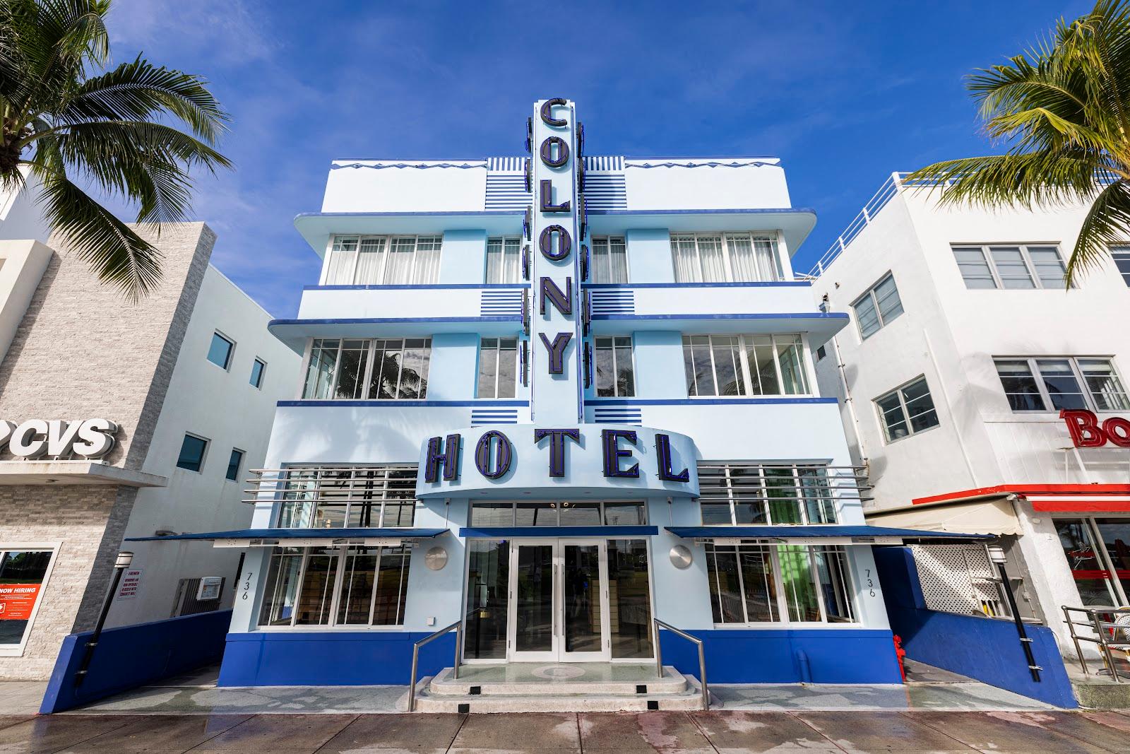 The Colony Hotel – photo 1