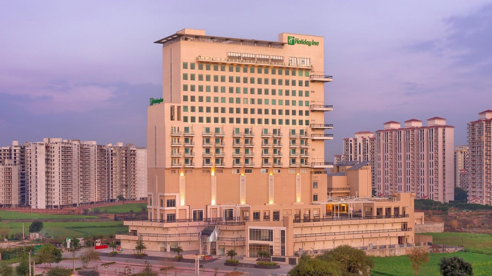 Holiday Inn Gurugram Sector 90 by IHG – photo 1