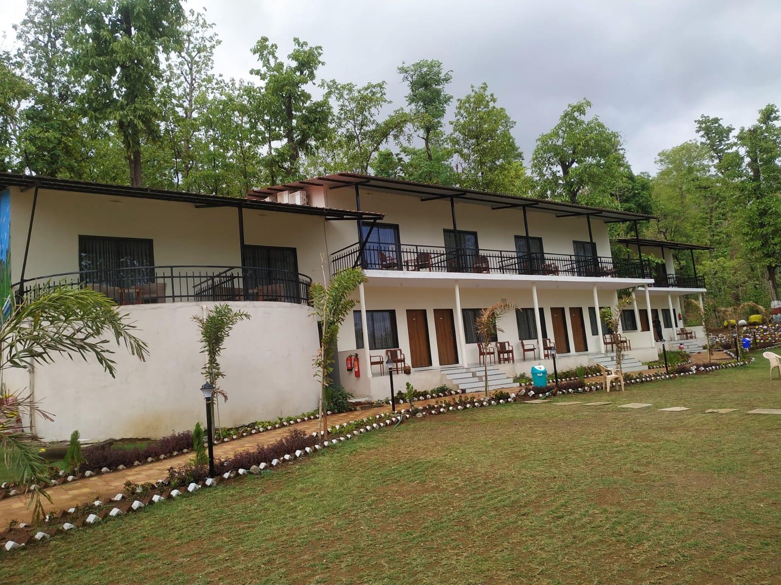 Treebones Resort & Adventure Park – photo 1
