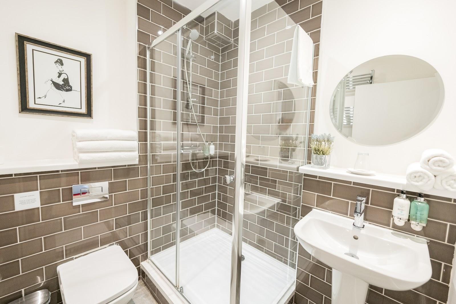 Edinburgh Castle Apartments & Suites – photo 4