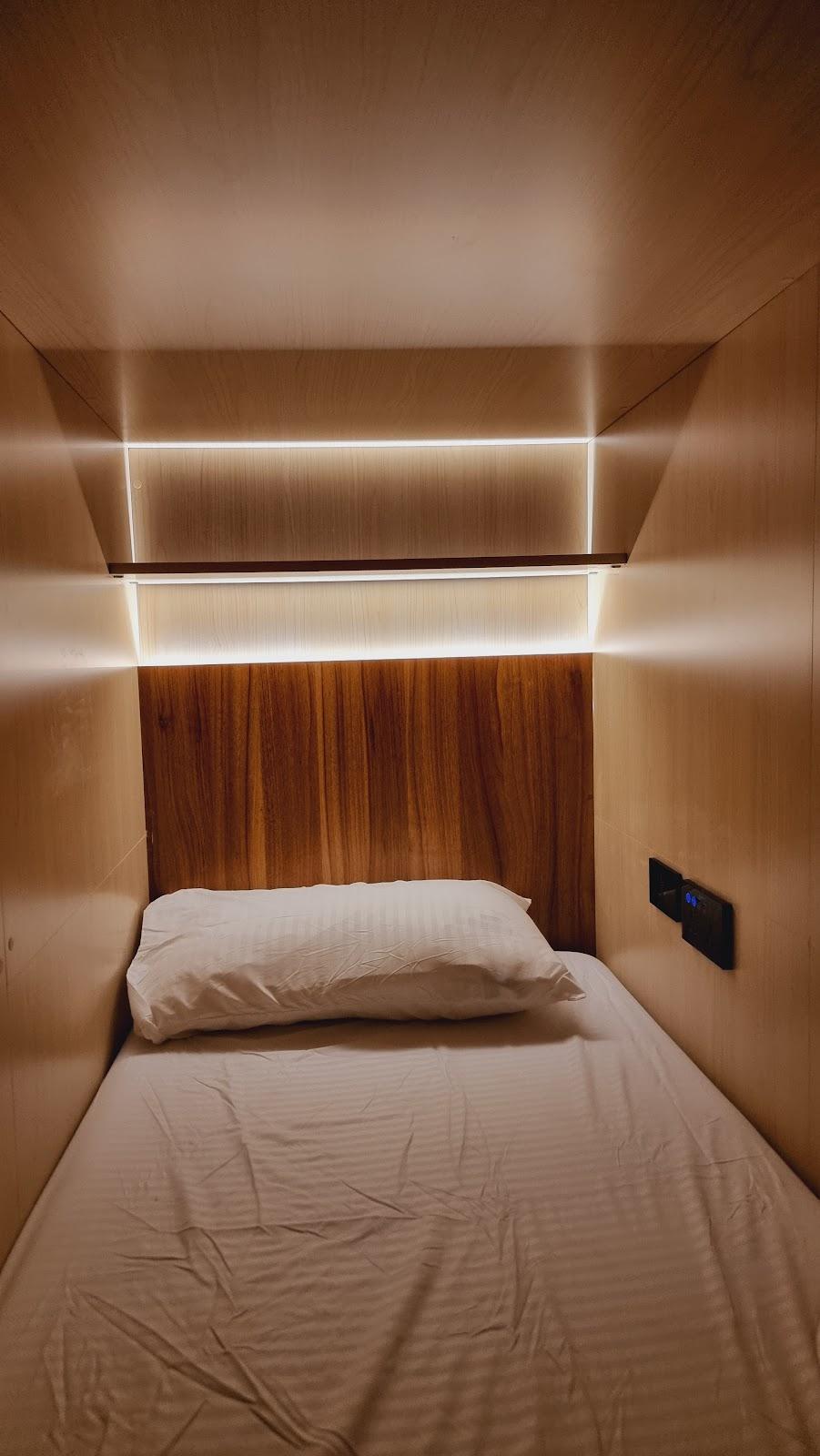 WeStay Capsule Hostel – photo 4