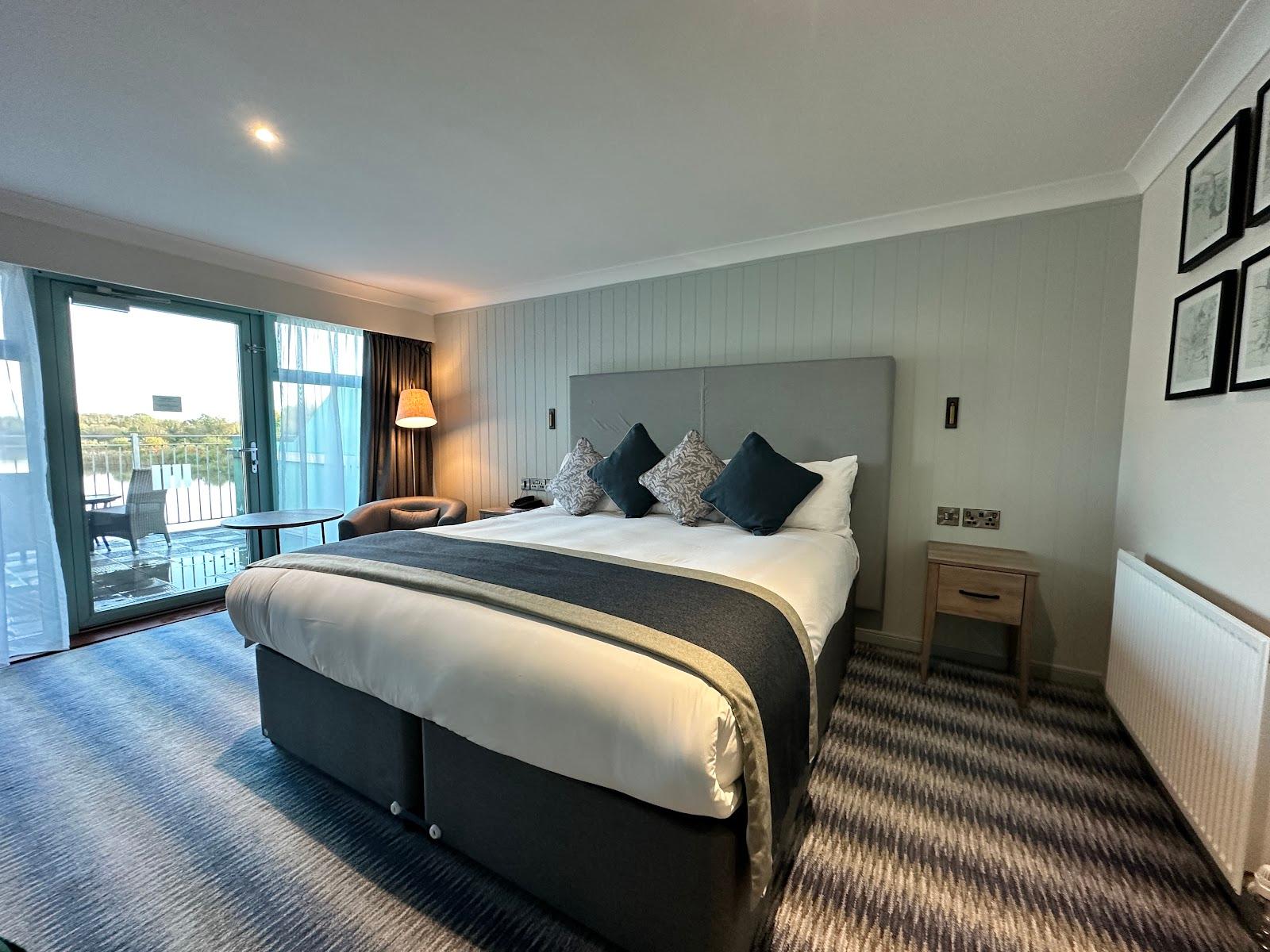 De Vere Cotswold Water Park – photo 3