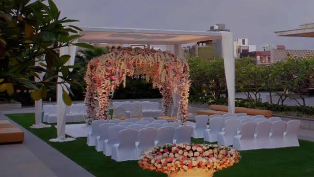 The Leela Ambience Convention Hotel Delhi – photo 2