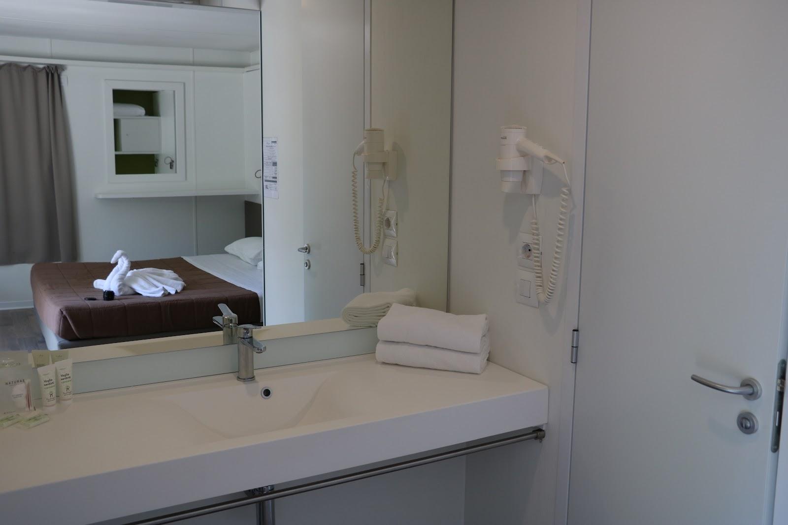 hu Venezia camping in town – photo 4
