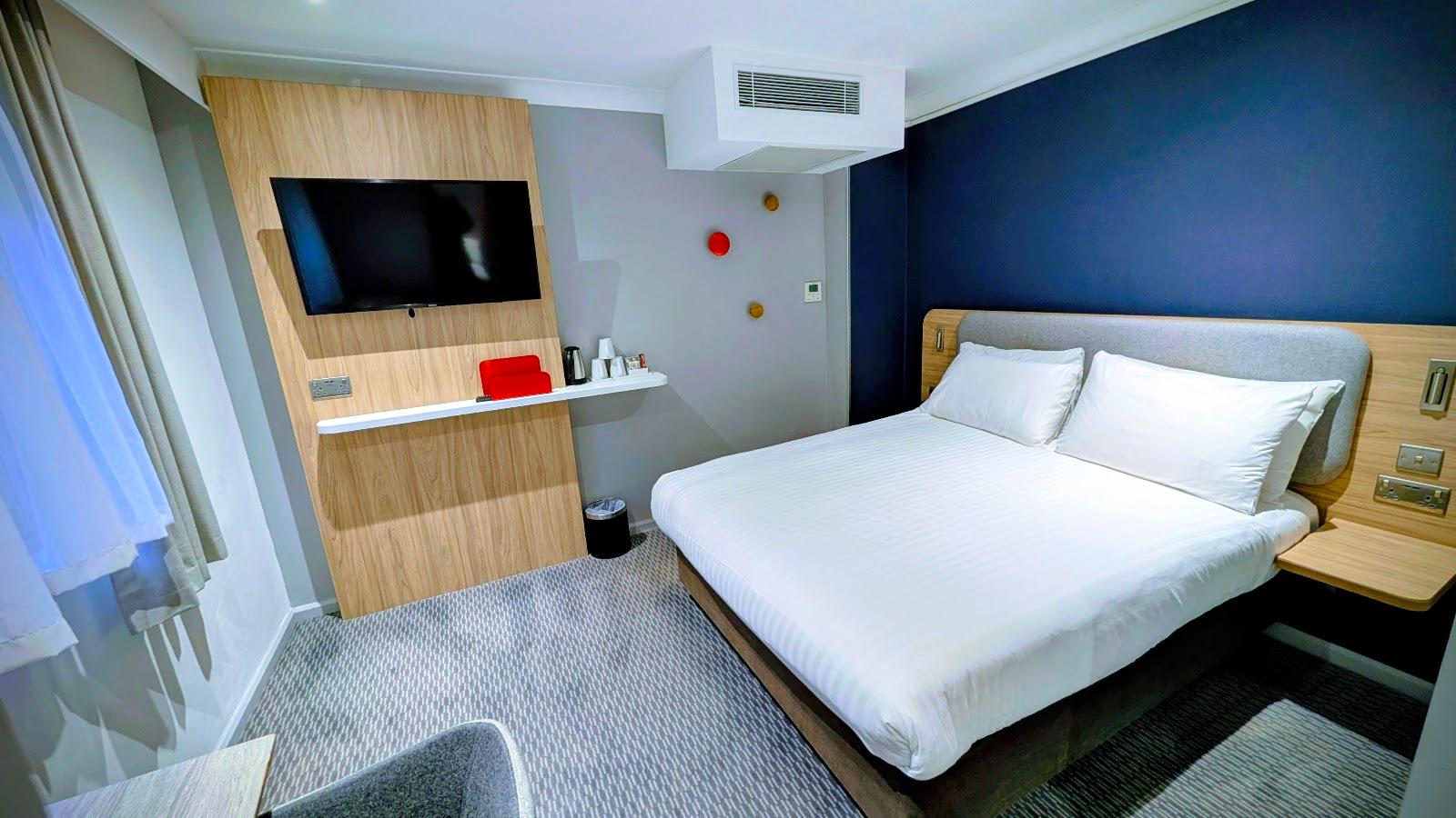 Holiday Inn Express London - Victoria by IHG – photo 3