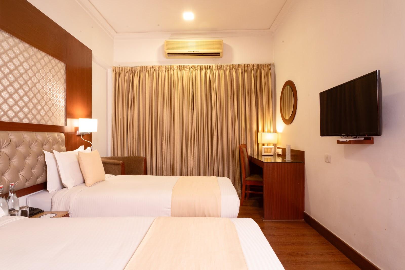 U by Z Hotels, Richmond Circle – photo 2