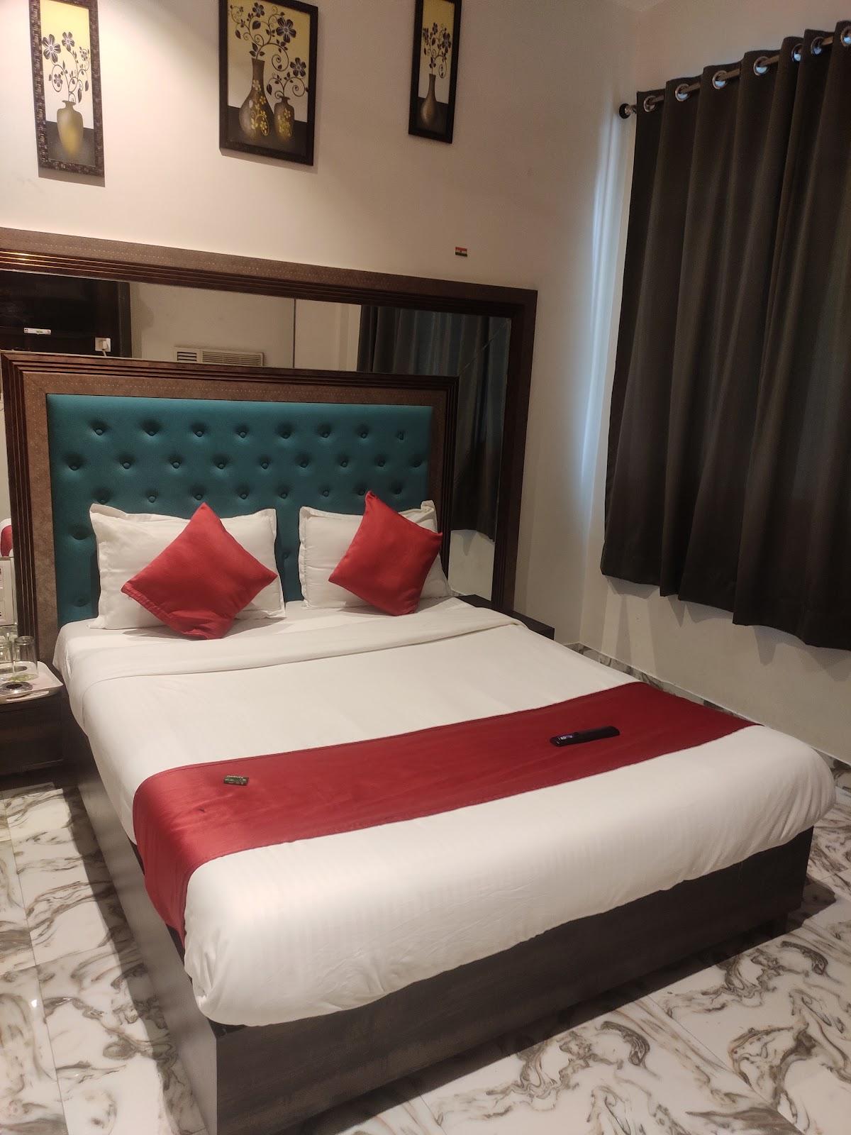Hotel Golden Palace – photo 1