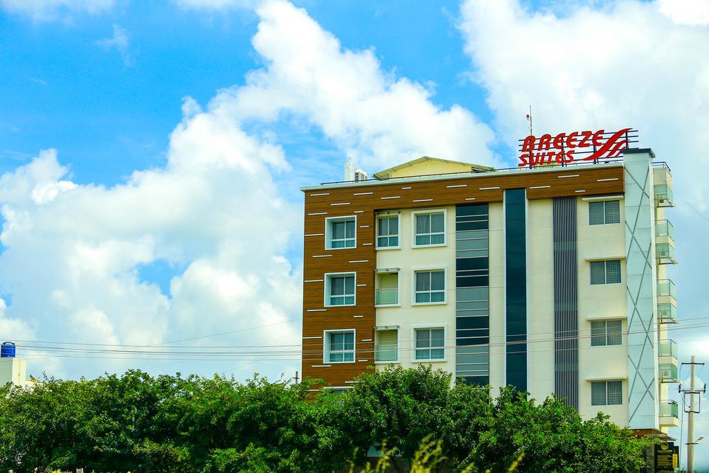 Breeze Suites – photo 1