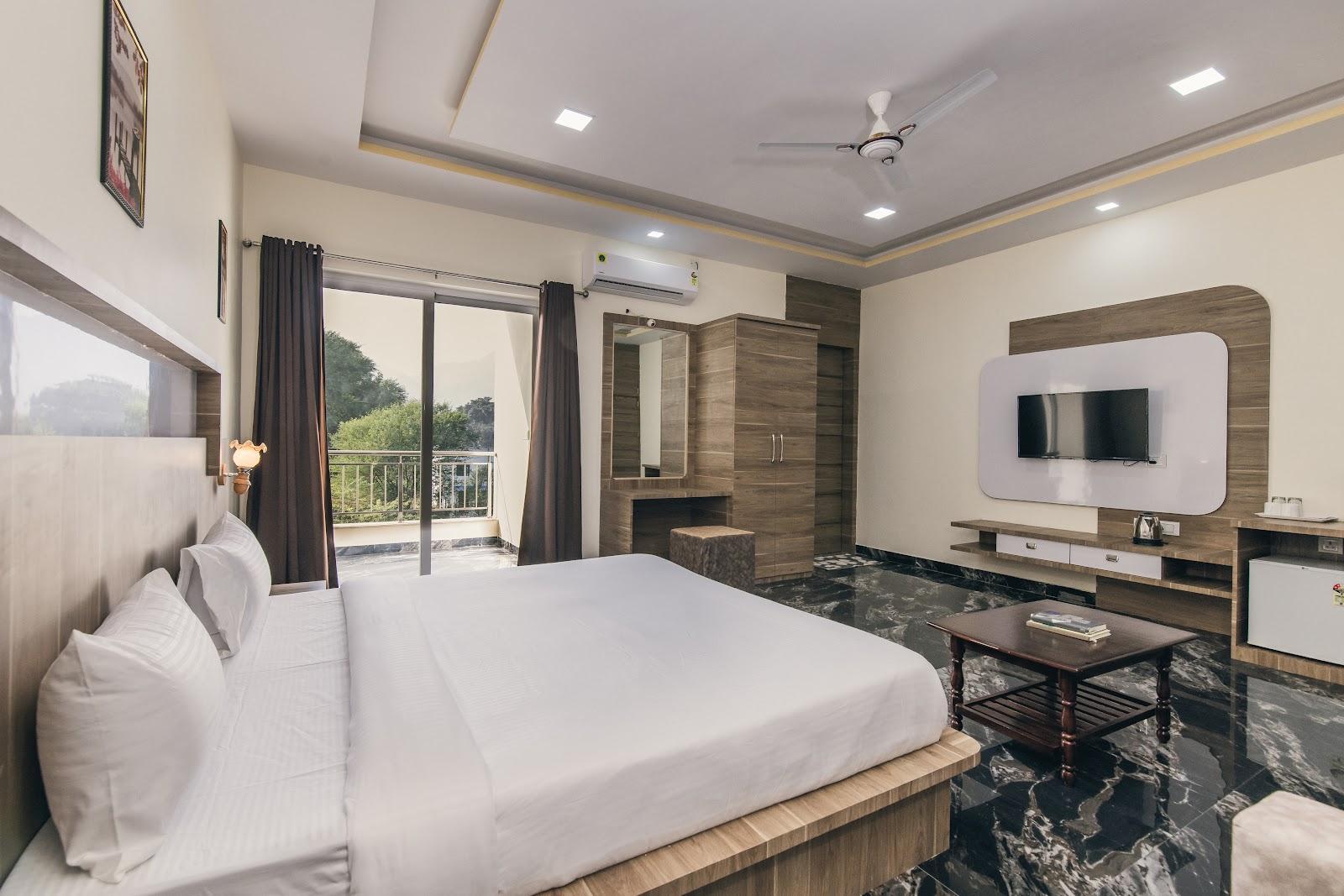 Serenity Hill Resort Near (2Km) Fateh Sagar Lake Udaipur – photo 3
