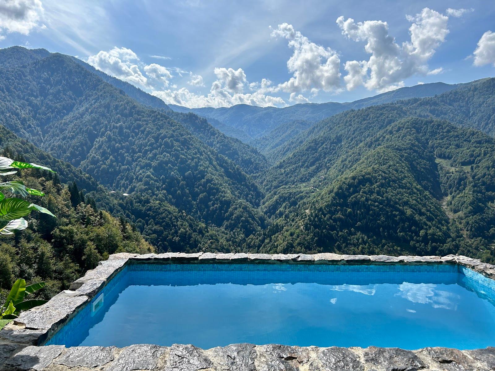 Glass House In Merisi – photo 2