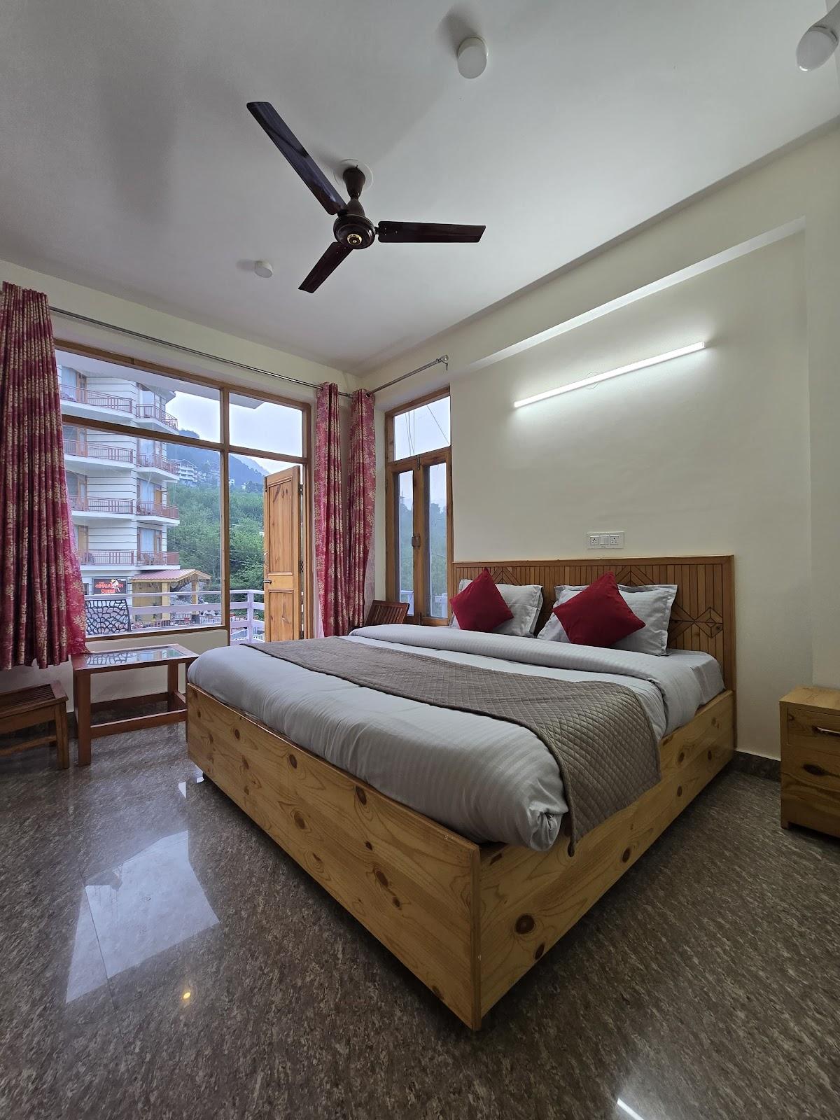 Parallel Shine Manali – photo 1